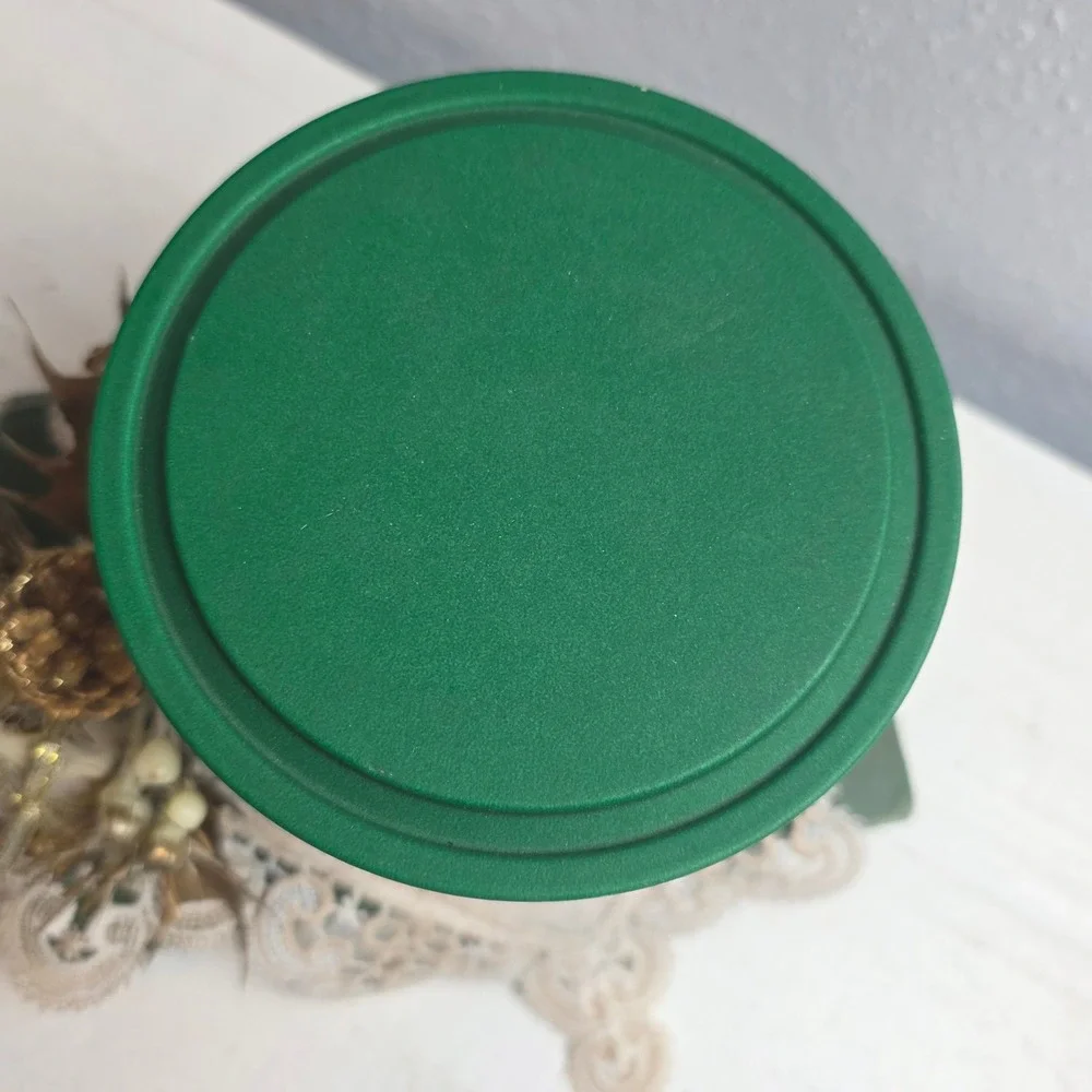 Vintage Potpourri Press‎ Christmas Reindeer Tin Green Red Fair Isle Festive